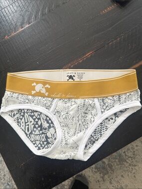 Skull & Bones mens White Lace Briefs with Mustard Waistband